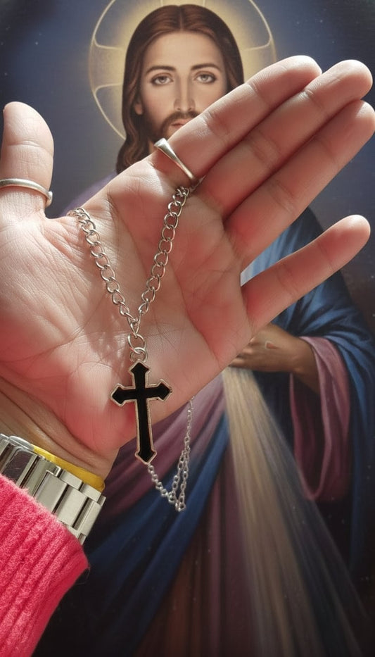 Premium Stainless Steel Cross Pendant Chain – Unisex Fashion Necklace